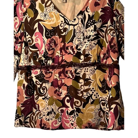 Womens Floral Blouse Size 1X Beige Silk Pullover V Neck Lightweight Sheer Lined - Picture 4 of 6